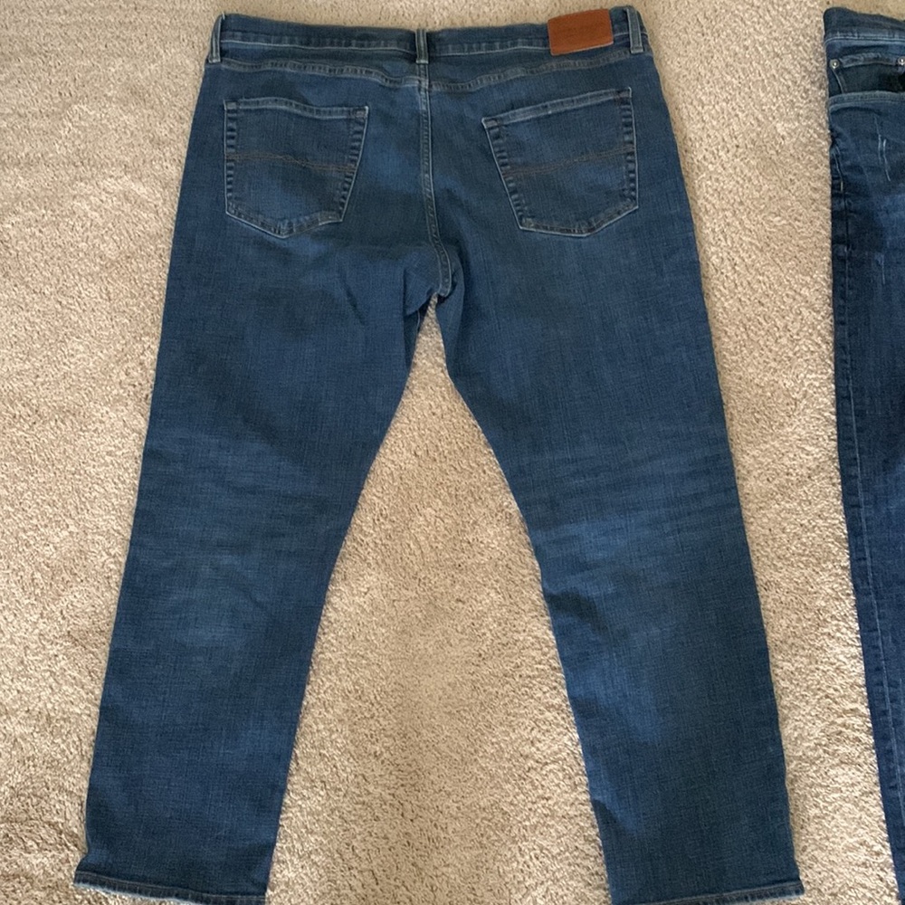 Used - Picture 3 of 3